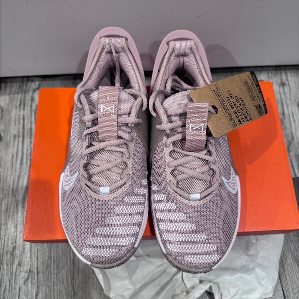 Nike Women’s Metcon 9 easy on/off shoes